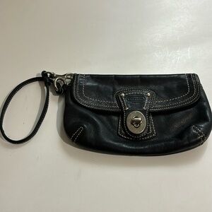 Coach Leather Wristlet Black